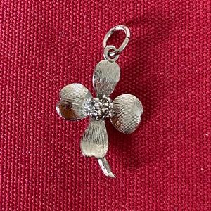Rembrandt I STG I Dogwood Flower Blossom Charm